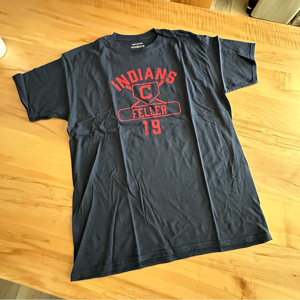 NWOT Indians C Feller 19 tee L